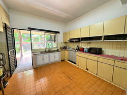 Golden Hill Estate (D20), Terrace #437390921